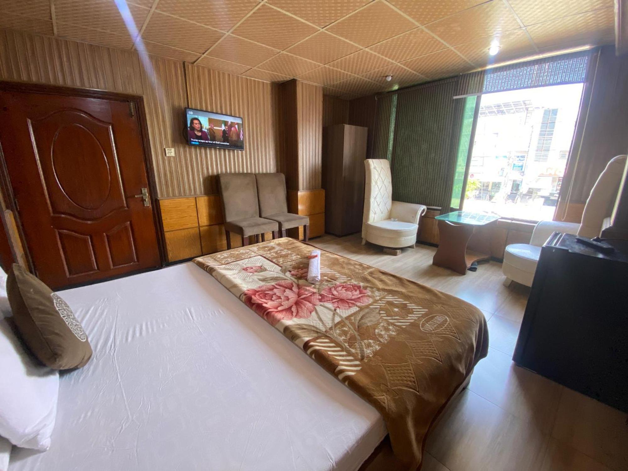 Baoo Jee Hotel Islamabad Rawalpindi Extérieur photo