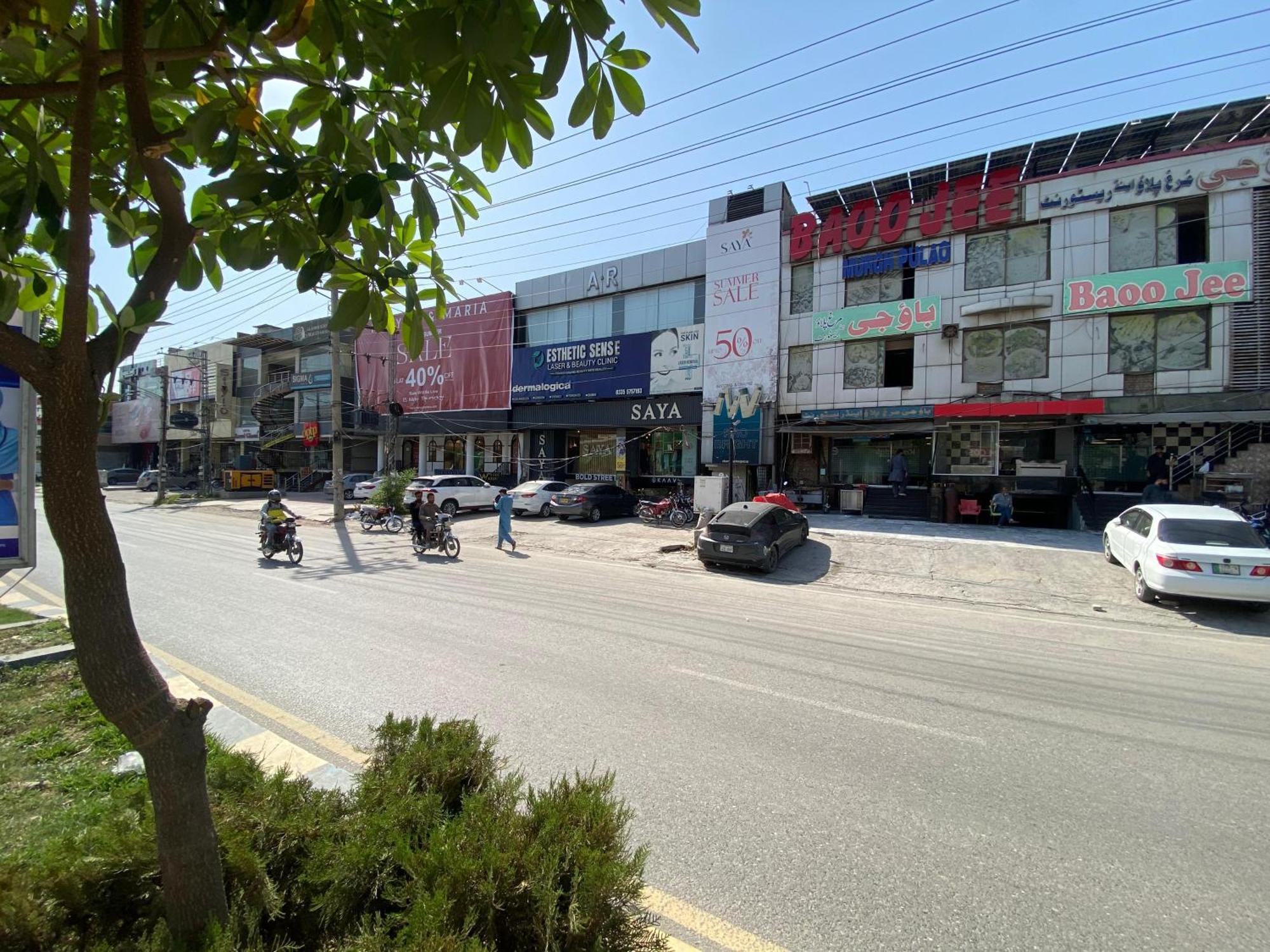 Baoo Jee Hotel Islamabad Rawalpindi Extérieur photo